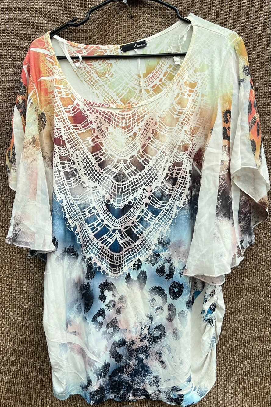 Espresso Tunic Leopard Lace Print top shirt women’s Sz L white crochet lace V-ov